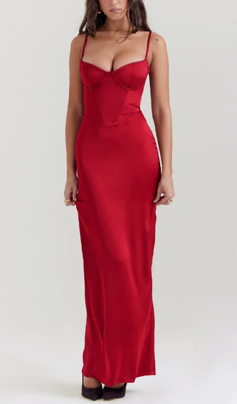 CORSET MAXI DRESS IN RED Elegant Velvet Maxi Dress