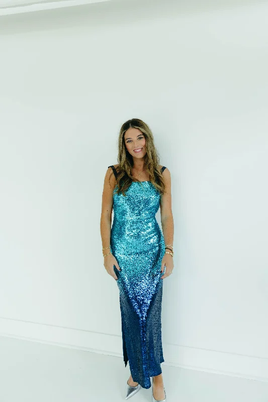 Gemma Maxi Dress - Blue/Multi Comfortable Pleated Maxi Dress