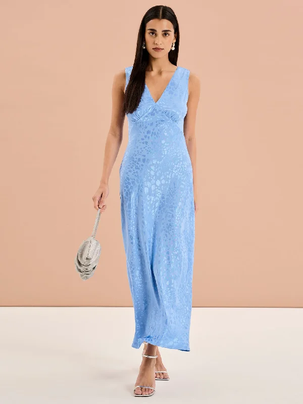 Iris Maxi Dress in Light Blue Fashionable High-Low Maxi Dress