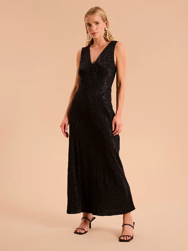 Iris Maxi Dress in Black Comfortable Maxi Dress with Sleeves