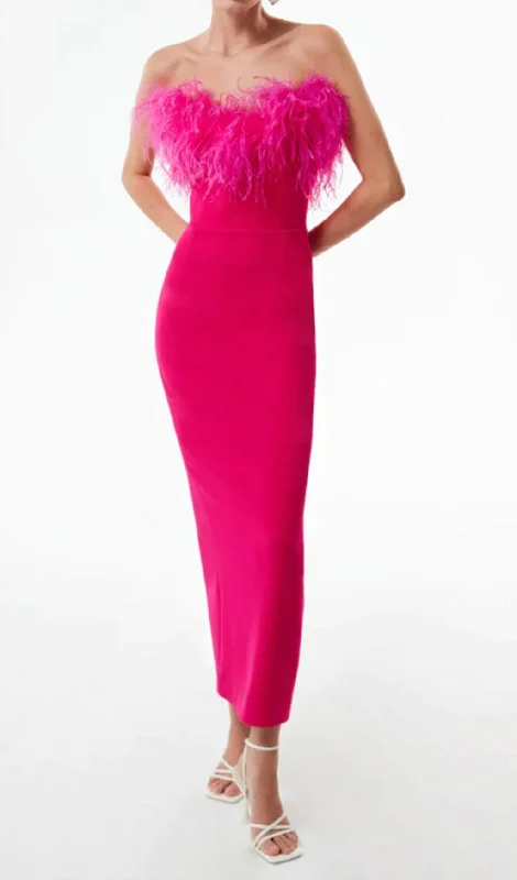 FEATHER BODYCON MAXI DRESS IN PINK Trendy Printed Maxi Dress