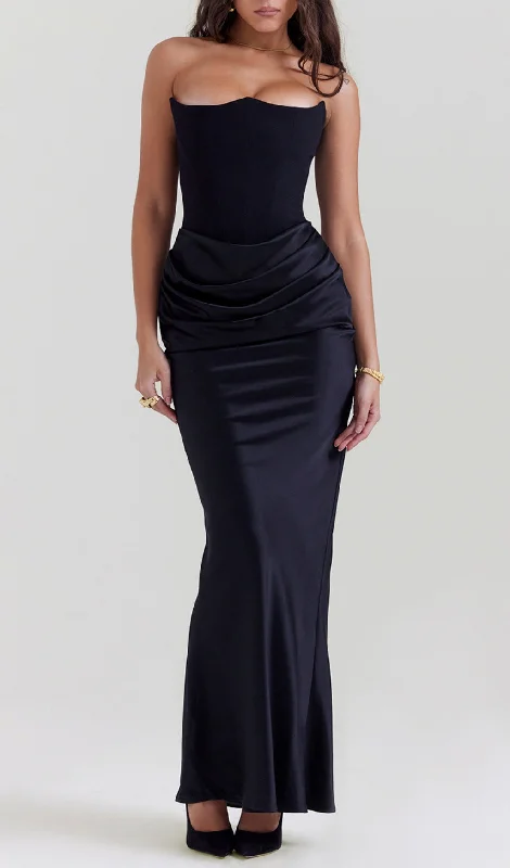 RUCHED CORSET DRESS MAXI DRESS IN BLACK Stylish V-Neck Maxi Dress