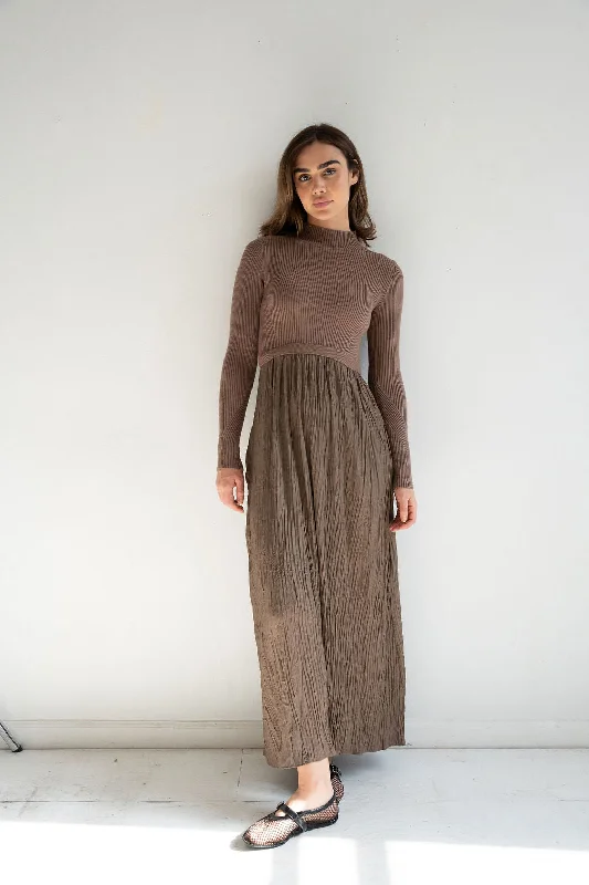 Taupe Knit Contrast Fabric Maxi Dress Stylish Button-Up Maxi Dress