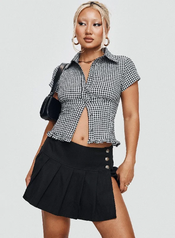 Anubis Pleat Mini Skirt Black wool skirt sturdy
